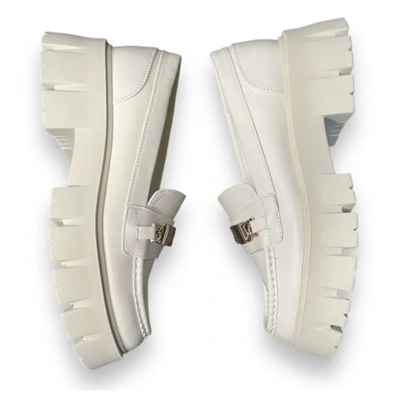 Guess GBG Los Angeles Chunky Loafers Lug Sole Gold Logo size 7 - Picture 5 of 8